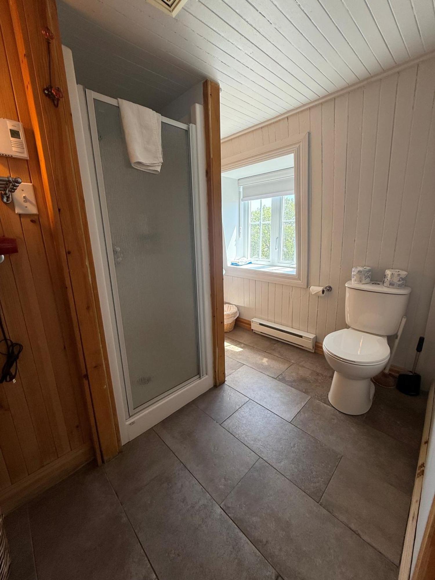 La Galouine Auberge Tadoussac Buitenkant foto