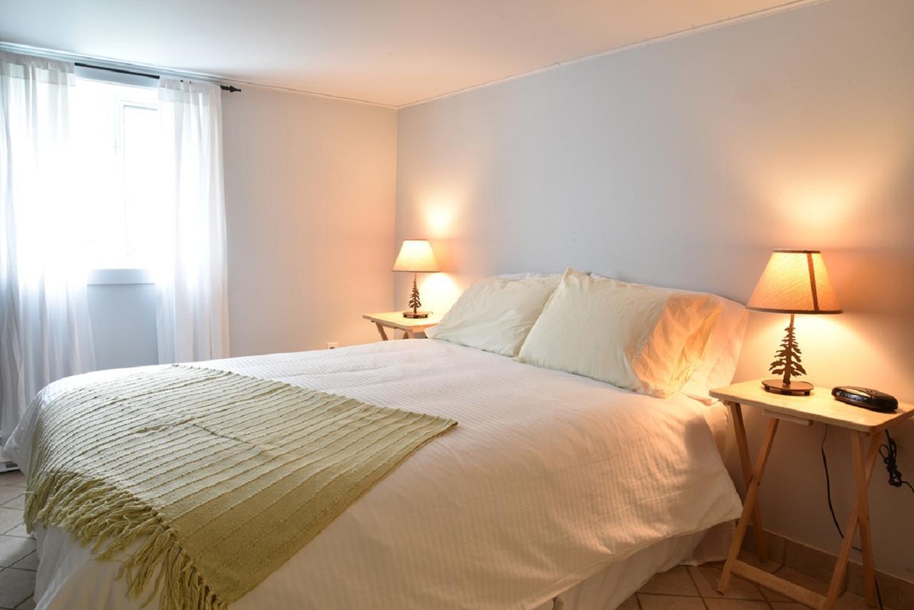 La Galouine Auberge Tadoussac Buitenkant foto